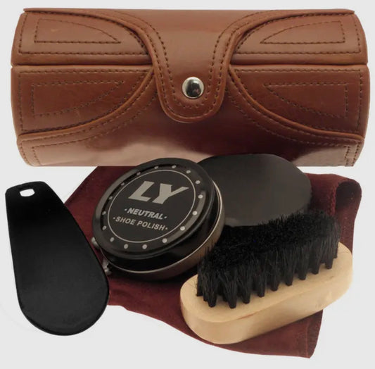 KIT DA VIAGGIO PULIZIA SCARPE